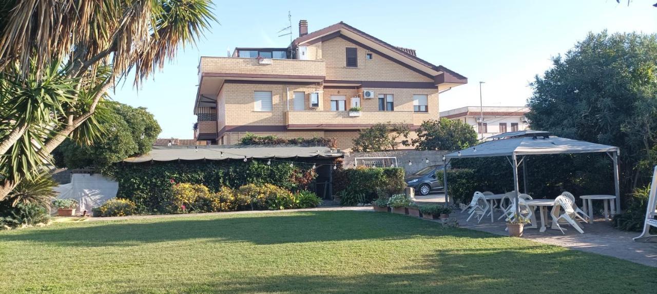 فيوميتشينو Modular King Suite - Intera Suite Vicino Aeroporto E Fiera Di Roma المظهر الخارجي الصورة